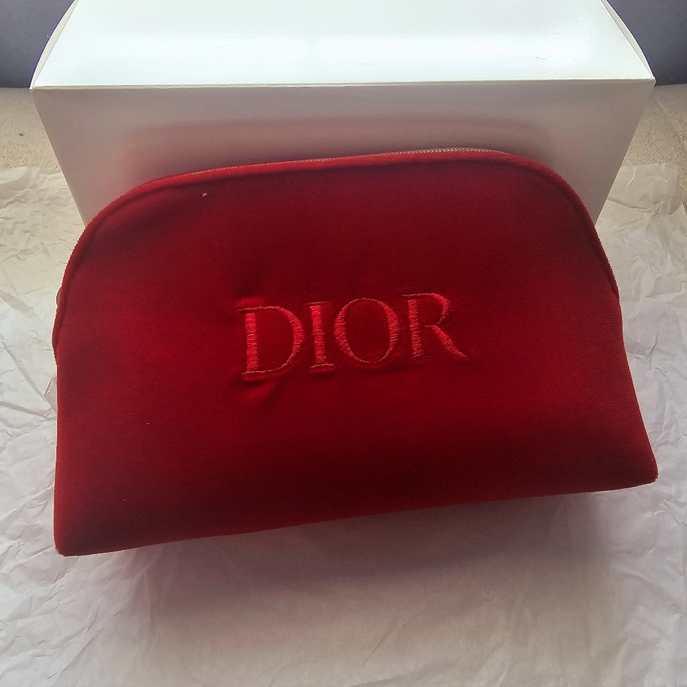 💕 Dior Cosmetic Bag ❤️ with Samples